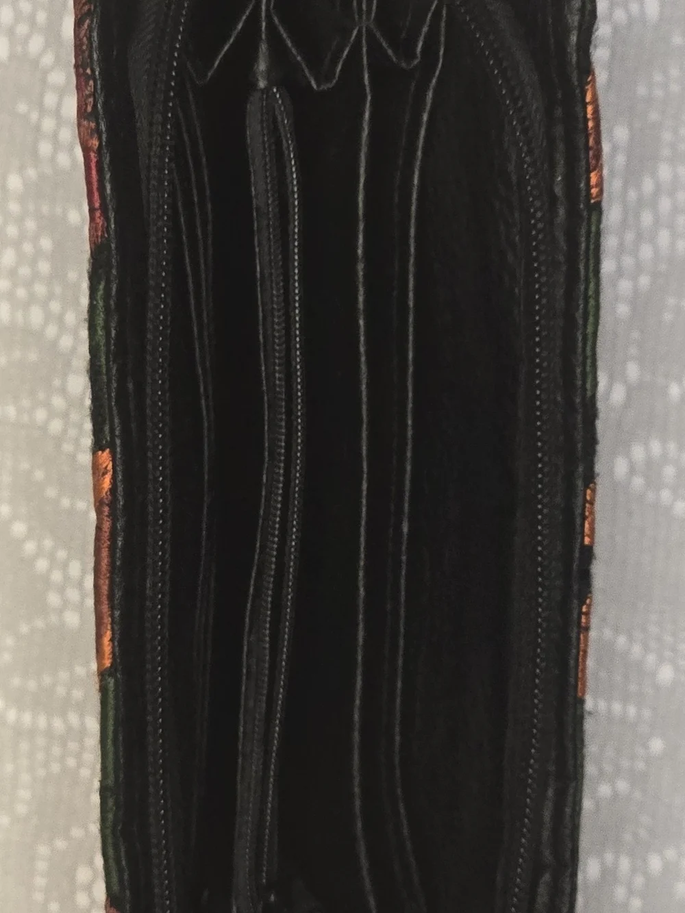 Artisanal Mexican Hand-Embroidered Floral Zipper Clutch Long Wallet
